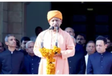 Photo of स्वतंत्रता दिवस पर लखनऊ में सीएम योगी ने किया झंडारोहण, प्रदेशवासियों को दी शुभकामनाएं