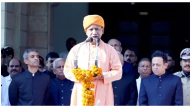 Photo of स्वतंत्रता दिवस पर लखनऊ में सीएम योगी ने किया झंडारोहण, प्रदेशवासियों को दी शुभकामनाएं