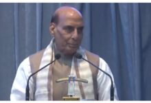 Photo of राजनाथ सिंह ने राहुल गांधी पर साधा निशाना, कहा – ‘उनके पास सबूतों का परमाणु बम है तो…’
