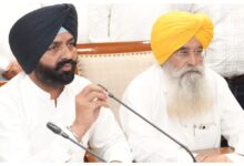 Photo of कृषि मंत्री खुड्डियां ने की आढ़ती संघ के साथ मंत्रियों की कमेटी की बैठक की अध्यक्षता