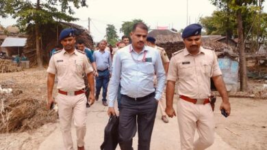 Photo of कटिहार में NIA की बड़ी कार्रवाई: पुलवामा कनेक्शन की जांच में कई घरों पर छापेमारी, इलाके में दहशत