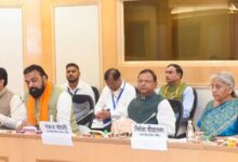 Photo of आज से बढ़ सकती हैं आमदनी की बचत…GST Council की बैठक में बाइक, कार और रोजमर्रा की वस्तुओं पर बड़े रियायत के संकेत