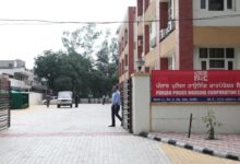 Photo of संघर्ष के समय एकजुट पंजाब: PPHC कर्मचारियों ने बढ़ाया मदद का हाथ, राहत कोष में दी एक दिन की तनख्वाह