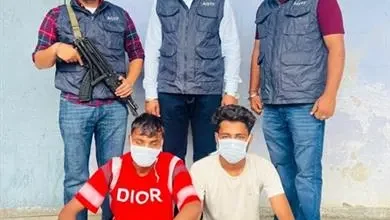 Photo of सैलून फायरिंग मामला : तरनतारन से प्रभ दासूवाल-गोपी घनश्यामपुर गैंग के दो साथी गिरफ्तार, तीन पिस्तौल जब्त
