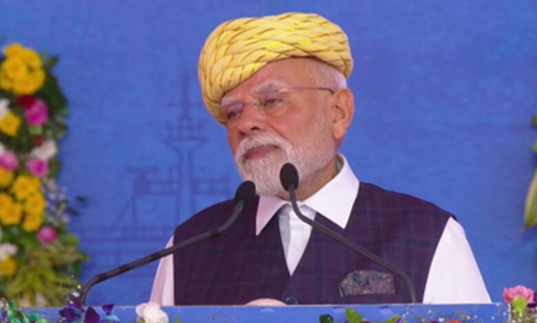 PM Modi Atmanirbhar Bharat
