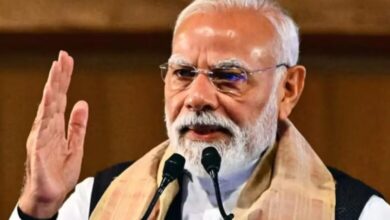 Photo of काशी में बच्चों ने पीएम मोदी के 75वें जन्मदिन को बनाया यादगार, मानव श्रृंखला और रंग-बिरंगे पोस्टर से हुआ उत्सव