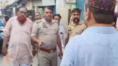 Photo of बरेली में ‘आई लव मुहम्मद’ पोस्टर हटाने पर बवाल, पुलिस पर भड़के IMC नेता, मुकदमा दर्ज