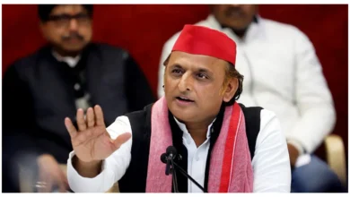 Photo of अखिलेश यादव ने तस्वीरों के साथ सीएम योगी को बताया झूठा, कहा- “अपनी इज्जत खुद भी बचाएं”