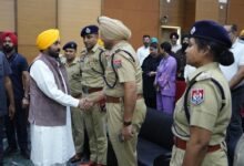 Photo of पंजाब में पुलिस कर्मियों की संख्या होगी 1 लाख के पार,  CM मान ने कहा – “पंजाब पुलिस अब और मज़बूत होगी”