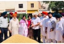 Photo of खाद्यान्न पर बारिश के प्रभाव का आकलन करने केंद्रीय टीमें पंजाब की मंडियों का दौरा करेंगी : खाद्य मंत्री लाल चंद कटारूचक