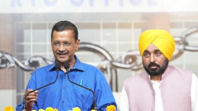 Photo of केजरीवाल की मौजूदगी में CM मान ने RTO दफ्तर पर लगाया ताला, अब घर बैठे मिलेगा लाइसेंस और RC