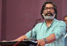 Photo of CM हेमन्त सोरेन का बड़ा ऐलान: शहीद जवानों के परिजनों को 1.10 करोड़ की सम्मान राशि, बच्चों की मुफ्त पढ़ाई और रांची में बनेगा स्कूल