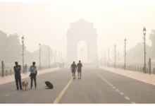 Photo of प्रदूषण से बेहाल दिल्ली, कई इलाकों में AQI 380 के पार, हो सकती है हल्की बारिश