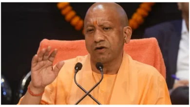 Photo of लापरवाही बर्दाश्त नहीं, अधिकारी फील्ड में रहें’- त्योहारों पर CM योगी ने जारी किए निर्देश