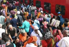 Photo of Train Accident : त्योहार मनाने निकले यात्री, पल भर में सो गए मौत की नींद 