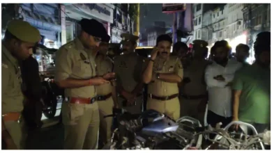 Photo of कानपुर मिश्री बाजार में मस्जिद के पास दो स्कूटी में धमाका, महिला सहित 6 घायल