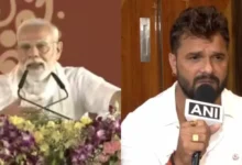 Photo of पीएम मोदी पर बयान बदलने के बाद खेसारी यादव बोले- मोदी जी का सम्मान करता हूं, लेकिन बिहार के हालात से हूं नाराज