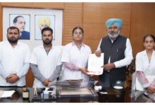 Photo of वित्त मंत्री हरपाल सिंह चीमा ने वेटरनरी स्टूडेंट्स यूनियन को मांगों पर शीघ्र कार्रवाई का दिया भरोसा