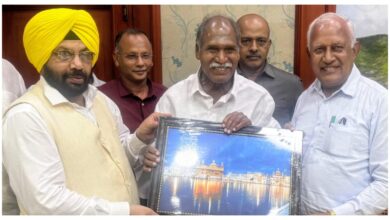 Photo of कैबिनेट मंत्री हरभजन सिंह ई.टी.ओ और बरिंदर कुमार गोयल ने पुडुचेरी के सीएम एन. रंगासामी से की मुलाकात, जानें वजह