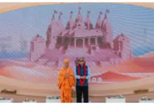 Photo of शशि थरूर ने UAE के BAPS मंदिर में दर्शन किए और पीएम मोदी की भूमिका की सराहना की