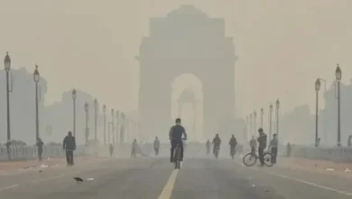 Photo of दिल्ली में फिर बढ़ा जहरीली हवा का असर, AQI 325 पर, दिसंबर मध्य तक राहत नहीं