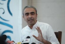 Photo of “लाडो लक्ष्मी” योजना की पहली किस्त में सिर्फ 5 लाख महिलाओं को लाभ, अनुराग ढांडा ने बताया “लुटो लक्ष्मी योजना”