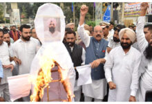 Photo of मंत्री मोहिंदर भगत ने जालंधर में राजा वड़िंग के खिलाफ धरना दिया, दलित विरोधी टिप्पणी पर जताया आक्रोश