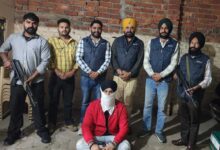 Photo of हथियार सहित पंजाब पुलिस के हत्थे चढ़ा जग्गू भगवानपुरिया गैंग का एक सदस्य, कई मामलों में शामिल रहा है आरोपी