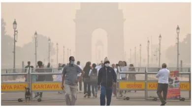 Photo of दिल्ली की हवा खराब, ठंड भी बढ़ी-AQI 447 पहुंचा खतरनाक स्तर पर