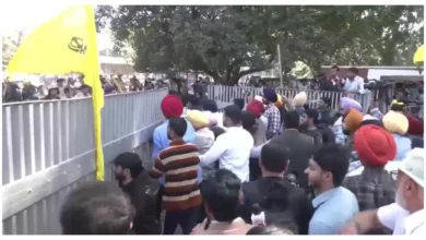 Photo of पंजाब यूनिवर्सिटी में सीनेट चुनाव की मांग पर छात्र विरोध, नेताओं और हस्तियों ने जताया समर्थन