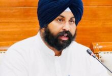 Photo of पंजाब विश्वविद्यालय की सीनेट भंग: शिक्षा मंत्री हरजोत बैंस ने केंद्र सरकार को आड़े हाथों लिया