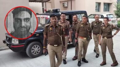 Photo of दिल्ली कार ब्लास्ट मामले में हापुड़ से डॉ. फारूक अहमद हिरासत में, आतंकी संबंधों की जांच जारी