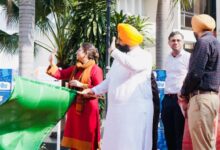 Photo of शिक्षा मंत्री बैंस ने विश्व-स्तरीय शिक्षण विधियों पर प्रशिक्षण के लिए 72 अध्यापकों के तीसरे बैच को फिनलैंड के लिए किया रवाना