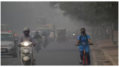 Photo of उत्तर प्रदेश में वायु प्रदूषण गंभीर : नोएडा, गाजियाबाद और मेरठ में AQI 400 के पार, सांस लेना मुश्किल