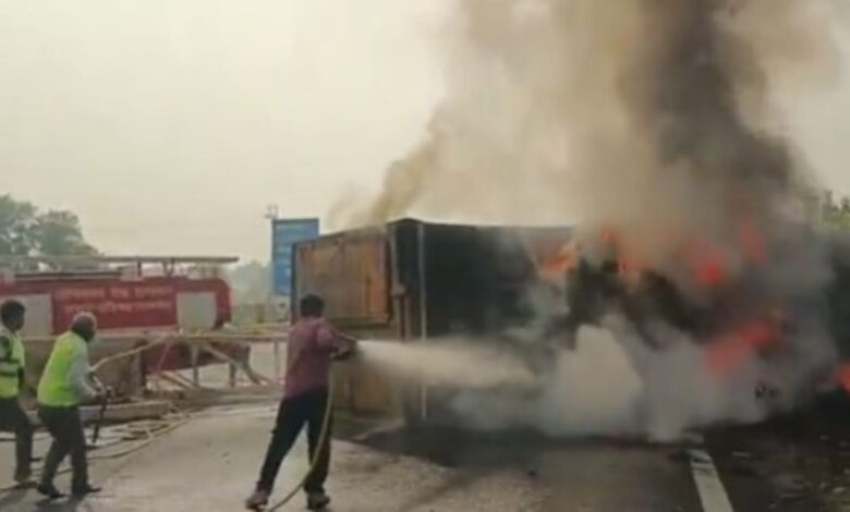 Delhi-Mumbai Expressway