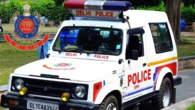 Photo of दिल्ली पुलिस का प्राइवेट अस्पतालों को नोटिस, डॉक्टरों की जानकारी मांगीं