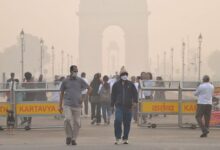 Photo of Delhi Pollution: दिल्ली-NCR में सांस लेना मुश्किल, AQI 400 पार