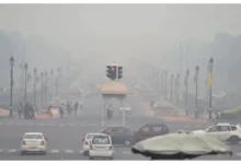 Photo of दिल्ली की हवा फिर हुई जहरीली : AQI 233 पर, सुबह-शाम हल्की ठंड और धुंध से बढ़ी परेशानी
