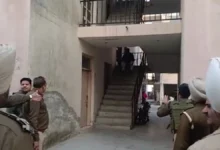 Photo of गुरदासपुर में पूर्व फौजी ने AK-47 से पत्नी और सास की हत्या के बाद खुद की जान ली