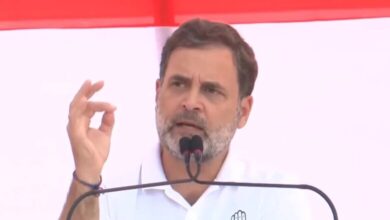 Photo of Bihar Election 2025 : “हरियाणा में वोट चोरी, अब बिहार की बारी?” – राहुल गांधी का धमाकेदार बयान, रैली में मचा सियासी तूफान