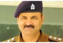 Photo of वर्दी की आड़ में 100 करोड़ की कमाई, कानपुर में तैनात डिप्टी एसपी ऋषिकांत शुक्ला निलंबित