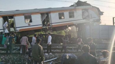 Photo of बिलासपुर में पैसेंजर ट्रेन मालगाड़ी से टकराई, 5 यात्रियों की मौत, कई घायल