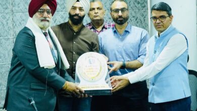 Photo of डीआईपीआर ने अतिरिक्त निदेशक हरजीत ग्रेवाल और उप निदेशक हरदीप सिंह को दी भावभीनी विदाई