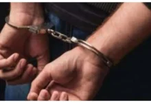 Photo of दिल्ली ब्लास्ट : डॉक्टर उमर और तारिक को कार बेचने वाला डीलर हिरासत में