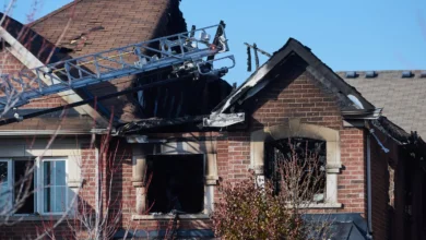Photo of कनाडा अग्निकांड: पंजाबी मूल के एक ही परिवार के 4 लोगों की मौत, गर्भवती महिला ने लगाई छलांग