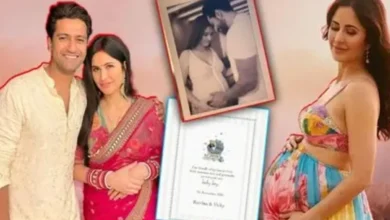 Photo of कैटरीना-विक्की के घर गूंजी किलकारी, 42 साल बाद एक्ट्रेस बनीं मां