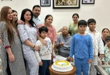 Photo of परिवारिक कलह के बीच रोहिणी के बाद अब लालू यादव की तीन और बेटियां हुई दिल्ली रवाना