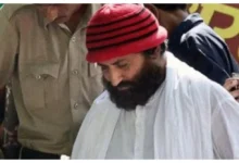 Photo of लाजपोर जेल में नारायण साईं की कोठरी से मोबाइल और सिम बरामद, जेल सुरक्षा पर उठे सवाल