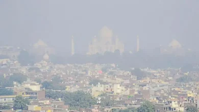 Photo of प्रदूषित हवा से आगरा में लोगों का हाल बेहाल, इन रोगियों को हो रही काफी समस्याएं