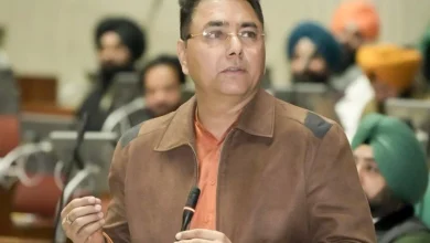 Photo of अमन अरोड़ा ने केंद्र पर लगाया रोजगार की गारंटी से भागने का आरोप, कहा-  पंजाब के लोगों के साथ धोखा नहीं होने देंगे